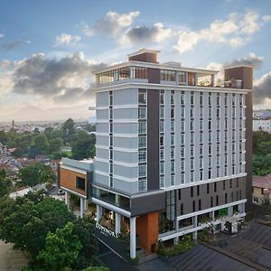 Luminor Hotel Padjadjaran Bogor By Wh